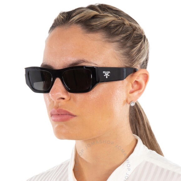 NEW SPR A01 16K08Z PRADA SUNGLASSES PRA01S BLACK PRADA PR A01S 16K08Z - Picture 2 of 4